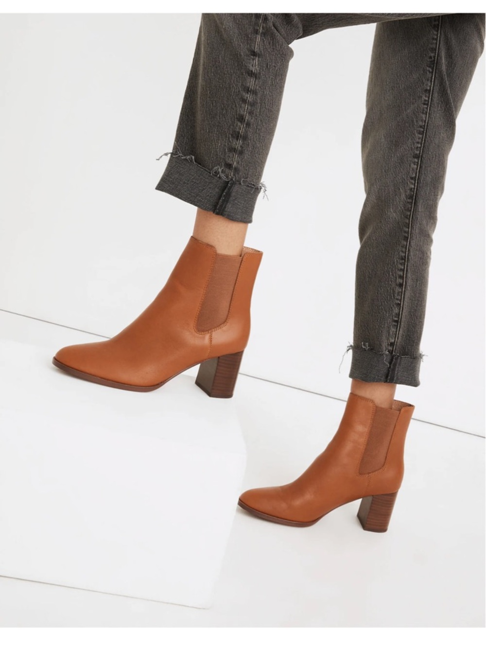 Madewell Sold Out Laura Chelsea Leather Boot - Chestnut Brown - Size 9.5
